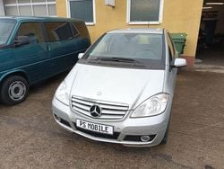 Silber Gebraucht 2011 Mercedes A160 Limousine | 5.999 € (Fairer Preis)