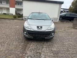Grau Gebraucht 2010 Peugeot 207 CC Cabrio | 2.350 € (Fairer Preis)