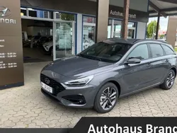 Grau Gebraucht 2024 Hyundai i30 Advantage Kombi | 24.990 € (Fairer Preis)