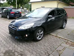 Schwarz Gebraucht 2013 Ford Focus SYNC Edition Kombi | 6.650 € (Fairer Preis)