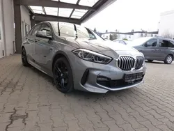 Grau Gebraucht 2024 BMW 118 M Sport Kleinwagen | 27.290 € (Guter Preis)