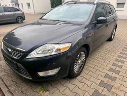Grau Gebraucht 2008 Ford Mondeo Kombi | 2.950 € (Fairer Preis)