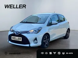 Weiss Gebraucht 2016 Toyota Yaris Hybrid Edition-S Kleinwagen | 13.645 € (Teuer)