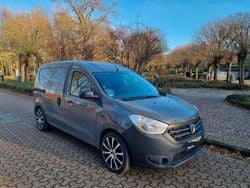 Grau Gebraucht 2015 Dacia Dokker Van / Kleinbus | 5.950 € (Superpreis)