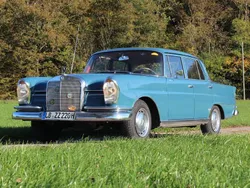 Mercedes W111