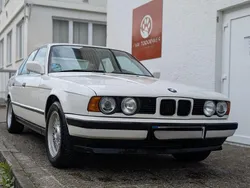 Weiß Gebraucht 1989 BMW 520 Limousine | 6.700 €