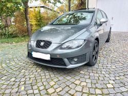 Grau Gebraucht 2012 Seat Leon FR Limousine | 6.500 € (Superpreis)