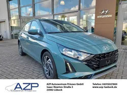 Mangrove green Neu 2025 Hyundai i20 Trend Limousine | 19.980 € (Guter Preis)