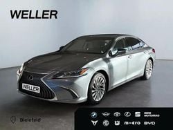 Basaltgrau mica Gebraucht 2019 Lexus ES300 Limousine | 37.680 €