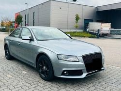 Grau Gebraucht 2010 Audi A4 Attraction Limousine | 5.499 € (Superpreis)