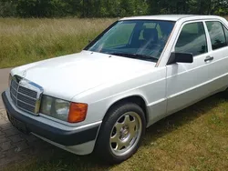 Weiß Gebraucht 1991 Mercedes 190 Limousine | 5.400 €