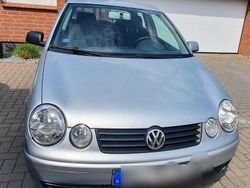Silber Gebraucht 2004 VW Polo Comfortline Limousine | 2.450 € (Fairer Preis)