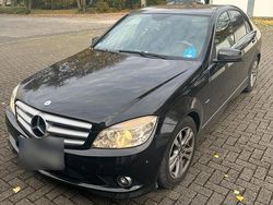Schwarz Gebraucht 2010 Mercedes C200 Limousine | 7.300 € (Etwas zu teuer)