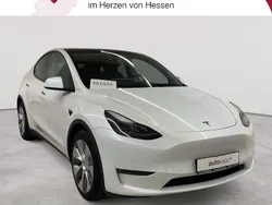 Pearl white multicoat Gebraucht 2022 Tesla Model Y SUV | 28.990 € (Superpreis)