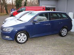 Pacificblau Gebraucht 2015 Skoda Fabia Ambition Kombi | 4.999 € (Fairer Preis)