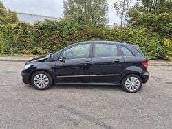 Schwarz Gebraucht 2006 Mercedes 170 Limousine | 7.300 €