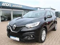 Schwarz Gebraucht 2016 Renault Kadjar Experience SUV | 10.700 € (Guter Preis)