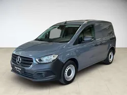 Grau Gebraucht 2022 Mercedes Citan 112 Van / Kleinbus | 17.982 €
