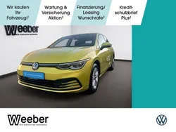 Limonengelb (metallic) Gebraucht 2020 VW Golf VIII Life Limousine | 17.830 € (Fairer Preis)