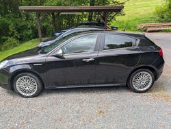 Schwarz Gebraucht 2014 Alfa Romeo Giulietta Turismo Kleinwagen | 7.999 € (Fairer Preis)