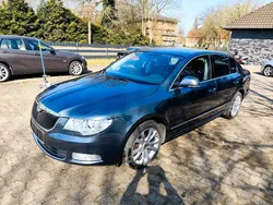 Grau Gebraucht 2009 Skoda Superb Limousine | 5.500 € (Superpreis)