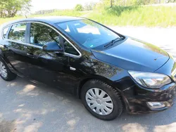 Schwarz Gebraucht 2010 Opel Astra Sport Limousine | 3.000 € (Guter Preis)