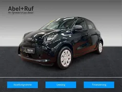 Schwarz Gebraucht 2022 Smart ForFour Electric Drive Limousine | 8.889 € (Guter Preis)