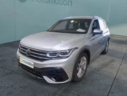 Silber Gebraucht 2023 VW Tiguan R SUV | 44.430 € (Fairer Preis)
