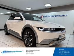 Weiss Gebraucht 2022 Hyundai Ioniq Kleinwagen | 26.988 € (Fairer Preis)