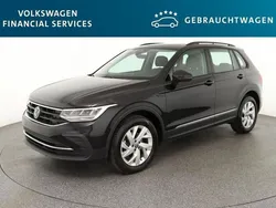 Deep black perleffekt Gebraucht 2022 VW Tiguan Life SUV | 28.210 € (Superpreis)