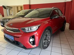 Rot Gebraucht 2019 Kia Stonic Vision SUV | 14.999 € (Guter Preis)
