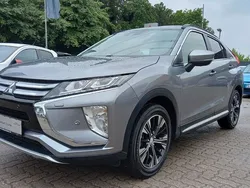 Grau Gebraucht 2018 Mitsubishi Eclipse Cross Edition SUV | 17.990 € (Fairer Preis)