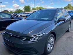 Delfingrau metallic (metallic) Gebraucht 2022 VW Golf VIII Life Kombi | 21.680 € (Guter Preis)