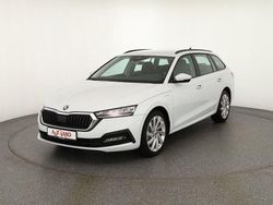 Weiss Gebraucht 2022 Skoda Octavia | 25.490 € (Fairer Preis)
