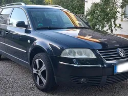 Blau Gebraucht 2002 VW Passat Kombi | 1.990 € (Guter Preis)