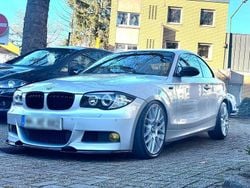 Silber Gebraucht 2009 BMW 125 Coupé Performance Coupé | 11.500 € (Fairer Preis)