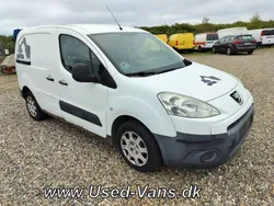 Weiß Gebraucht 2011 Peugeot Partner Van / Kleinbus | 1.406 € (Superpreis)