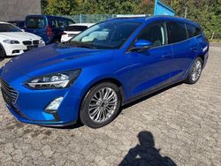 Blau Gebraucht 2020 Ford Focus Titanium Kombi | 15.900 € (Fairer Preis)
