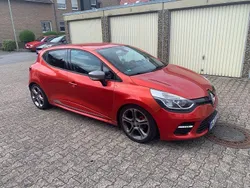 Rot Gebraucht 2015 Renault Clio IV GT Limousine | 8.900 € (Guter Preis)