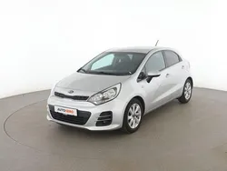 Grau Gebraucht 2015 Kia Rio 4 Limousine | 7.300 € (Fairer Preis)