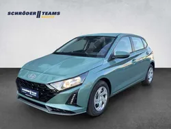 Mangrove green Neu 2025 Hyundai i20 Select Kleinwagen | 21.490 € (Fairer Preis)