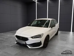 Candy weiß (weiß) Gebraucht 2022 Cupra Leon VZ Limousine | 26.440 € (Fairer Preis)