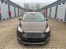 Caribou Gebraucht 2018 Ford Grand C-Max Titanium Van / Kleinbus | 8.899 € (Fairer Preis)
