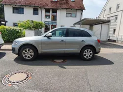 Grau Gebraucht 2009 Audi Q5 Comfort SUV | 9.900 € (Superpreis)