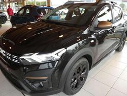 Perlmuttschwarz Neu 2025 Dacia Sandero Extreme Kleinwagen | 19.830 €