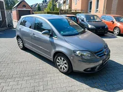 Grau Gebraucht 2006 VW Golf Plus Comfortline Van / Kleinbus | 3.999 € (Fairer Preis)