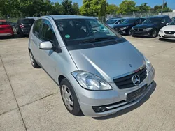 Silber Gebraucht 2010 Mercedes A180 Limousine | 2.600 € (Superpreis)