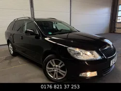 Schwarz Gebraucht 2011 Skoda Octavia Kombi | 4.977 € (Guter Preis)