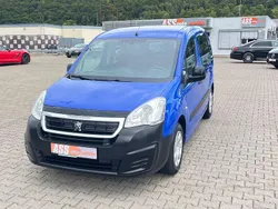 Blau Gebraucht 2017 Peugeot Partner Tepee Van / Kleinbus | 7.800 € (Guter Preis)