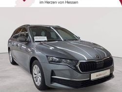 Graphitgrau metallic Gebraucht 2024 Skoda Octavia Selection Kombi | 25.490 € (Superpreis)